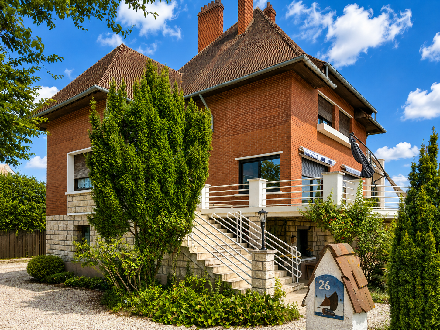 property-image-0