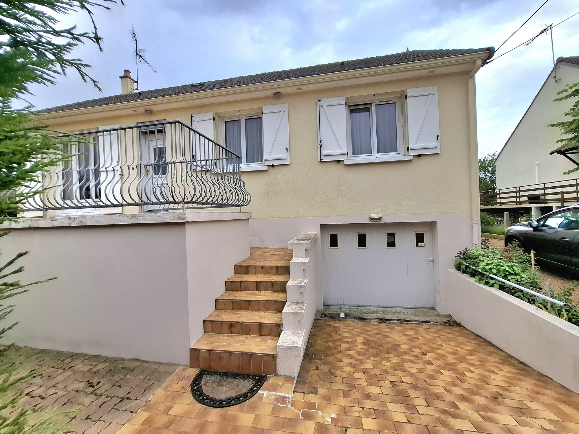 Maison 96m² — La Bazoge