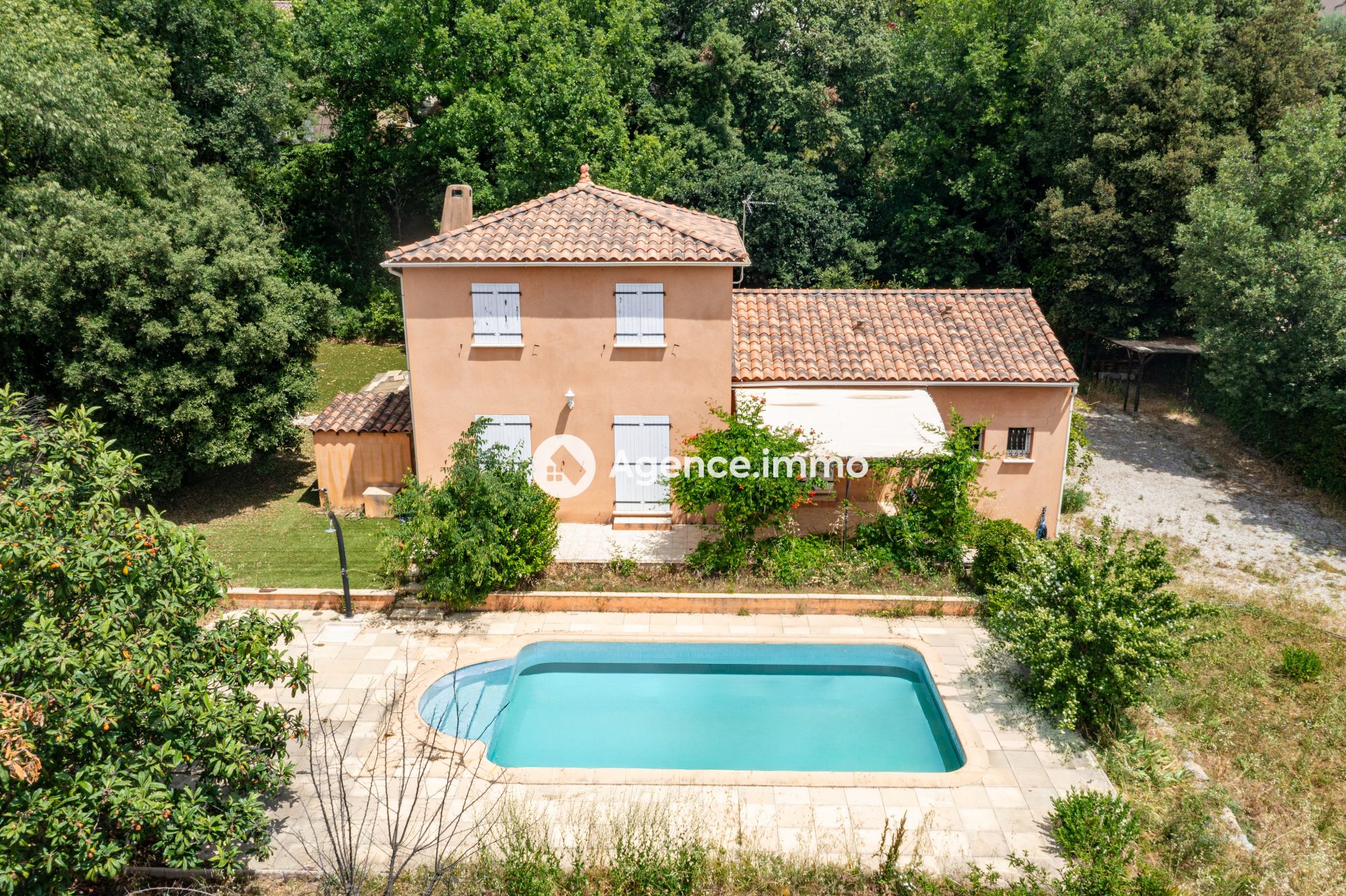 Maison 5 pièces Besse-sur-Issole