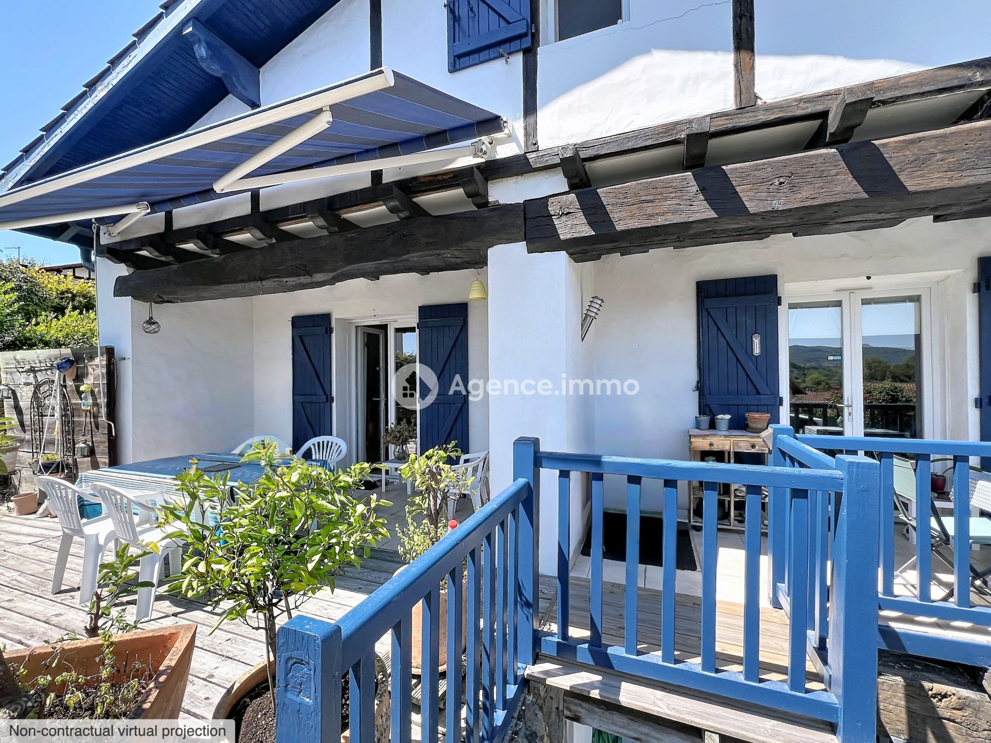 Maison style Basque de Charme avec Vue Montagne-Urrugne-Bourg — Urrugne